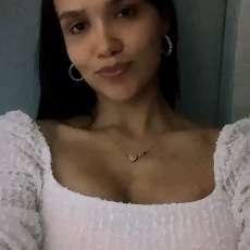 Naiane Oliveira 